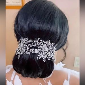 bridal headpiece : BRIDAL STYLES BOUTIQUE
